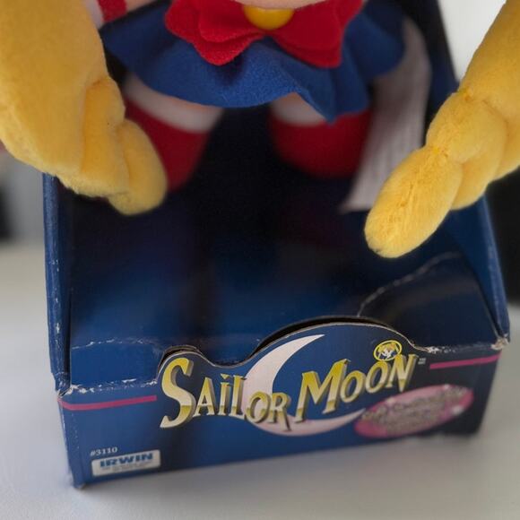 New in Box | Sailor Moon Plush Doll 8" Irwin 1998 Dark Blue Box Vintage - Picture 5 of 8